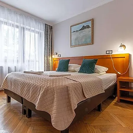Ornak Aparthotel 3*