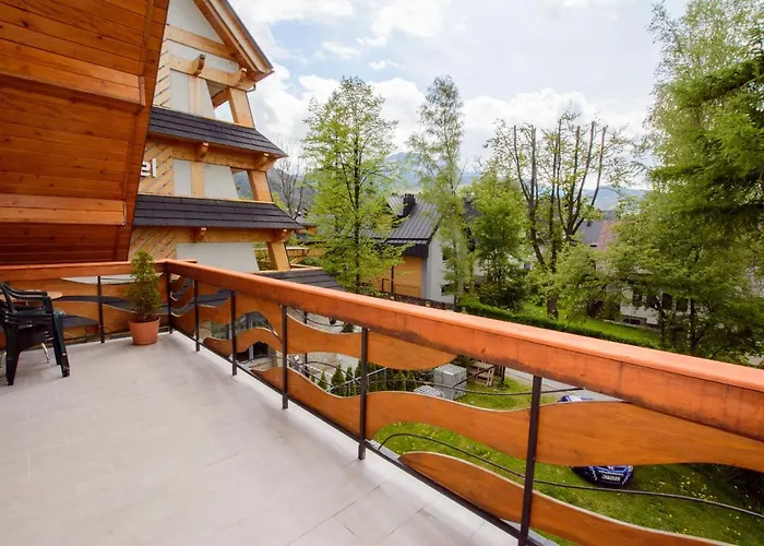 Hotel apartamentowy Ornak 3*