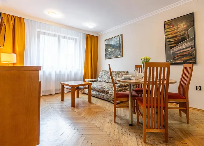 Ornak Hotel apartamentowy 3*